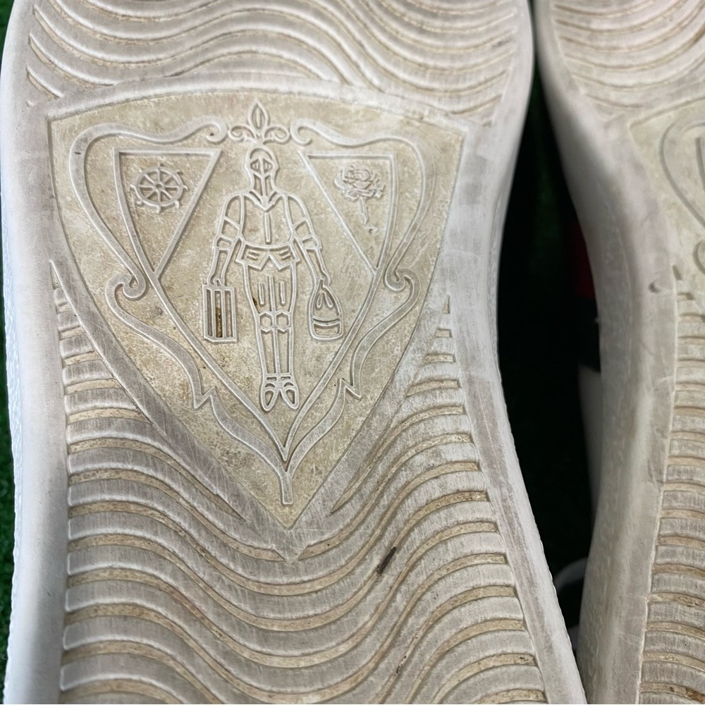 Gucci Men's Ace Embroidered 'Snake' Sz 10.5
๐๐ no shoe insoles๐๐ - Picture 9 of 12